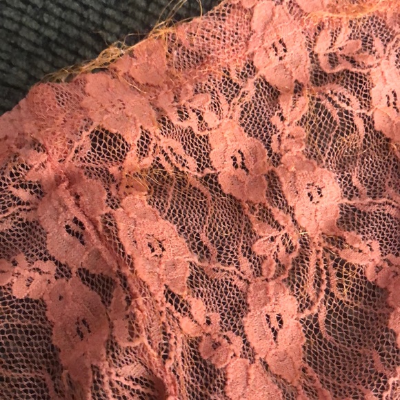 2✌🏻 Stretchy lace style tops. - Picture 4 of 5